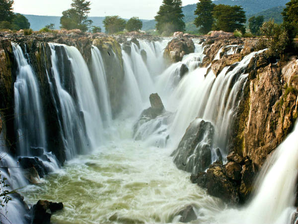 ஒகேனக்கல் அருவி