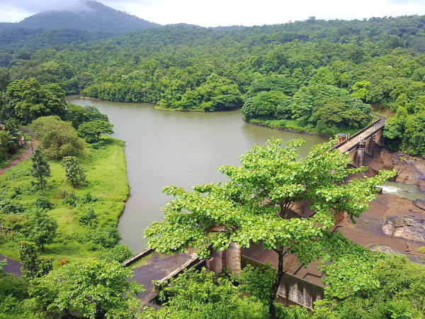 தேன்மலா