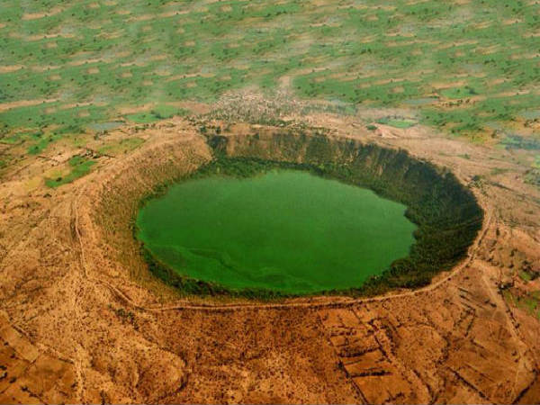 லொனார் விண்கல் பள்ளம் லொனார் விண்கல் பள்ளம்