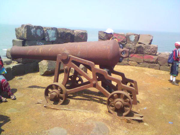 உந்தேரி கோட்டை