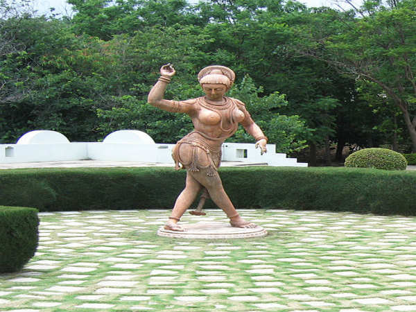 தேவயாணி பார்க் தேவயாணி பார்க்