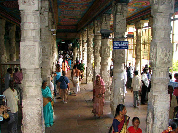 கவின் கொஞ்சும் மண்டபங்கள் கவின் கொஞ்சும் மண்டபங்கள்