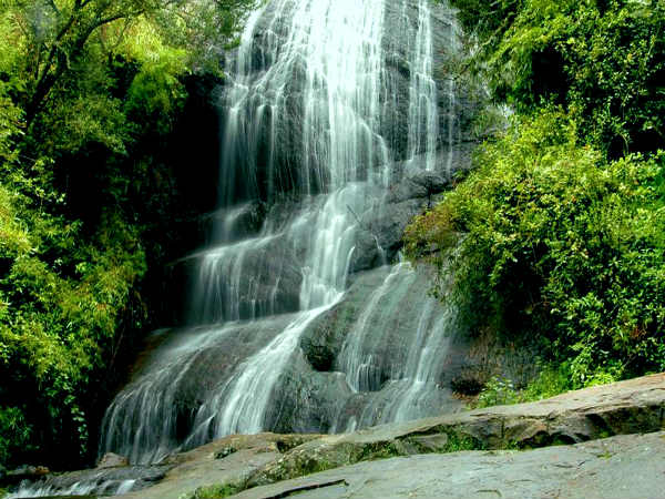 பியர் ஷோலா நீர்வீழ்ச்சி