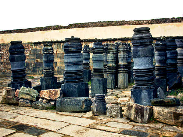 மிச்சங்கள் மிச்சங்கள்