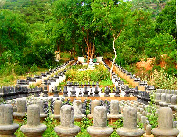 கோடிலிங்கம் லிங்கபர்வதவர்த்தினி கோயில்