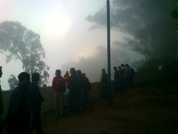 சுற்றுலாப் பயணிகள்