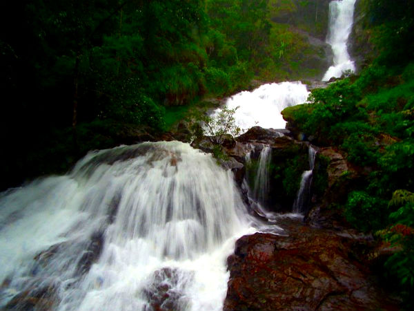 இருப்பு அருவி