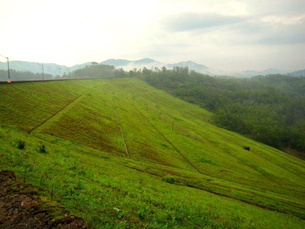 லக்யா அணை