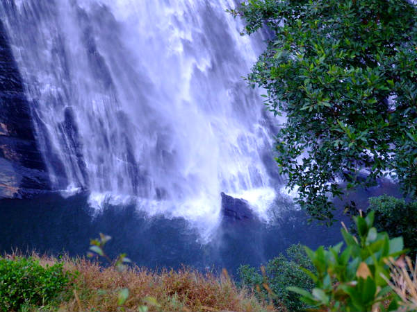 உஞ்ச்சலி அருவி