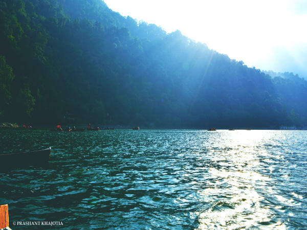 எங்கு தங்கலாம்? 