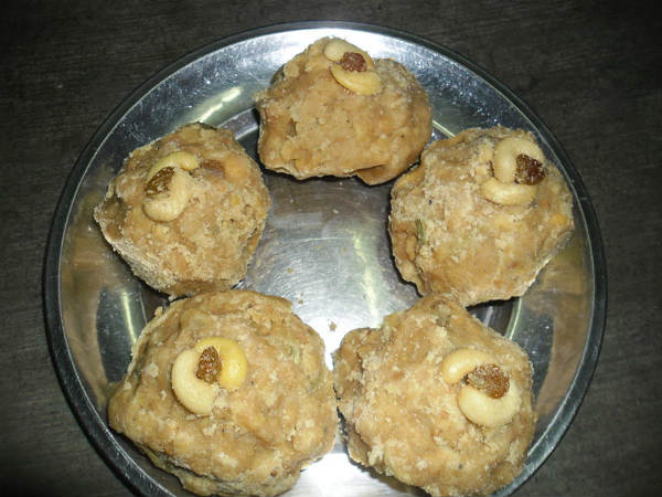 செல்வத்தை அருளும் திருப்பதி வெங்கடாசலபதி கோயில்