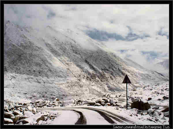 மணாலி - லெஹ் என்னும் கனவுப்பயணம்: 