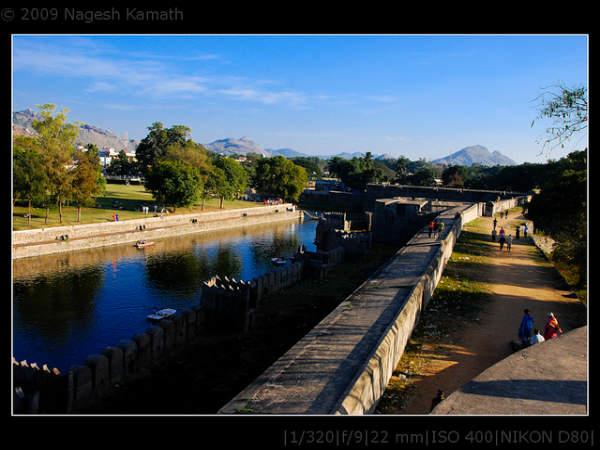 வழியில் இருக்கும் சுற்றுலாத்தலங்கள்: