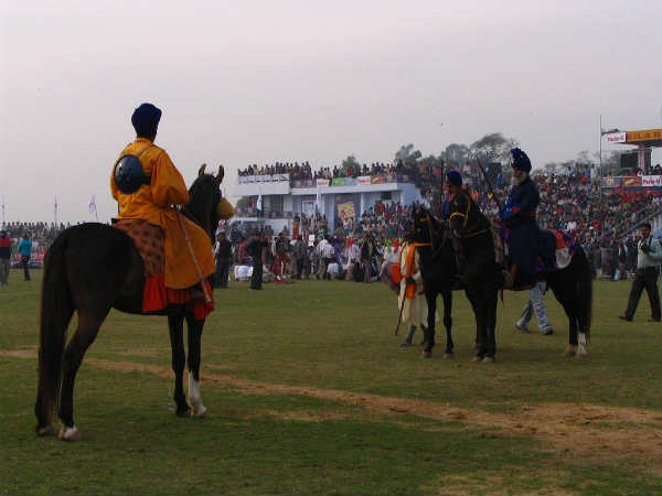 கிராம ஒலிம்பிக்கில் கலந்து கொள்ளுங்கள் : 