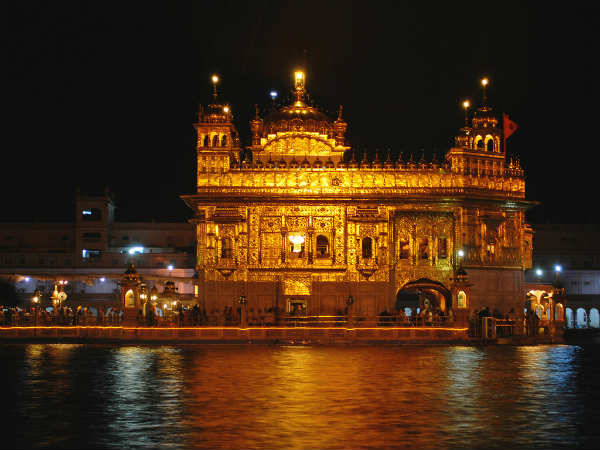 ஹர்மந்திர் சாஹிப் - பொற்கோயில் :