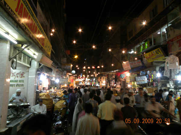 சாந்தினி சௌக் : 