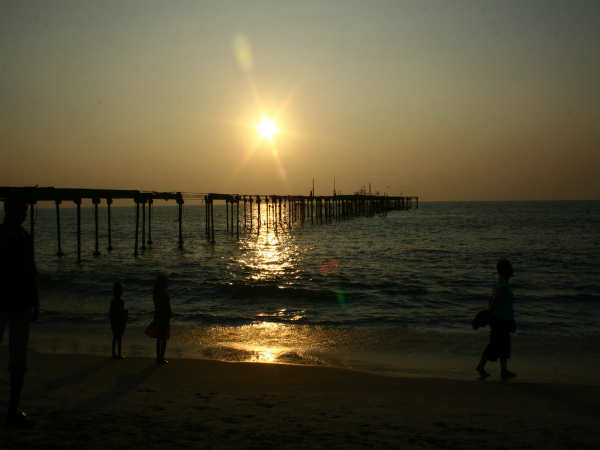 படகு வீட்டில் பயணம் செய்யுங்கள் : 