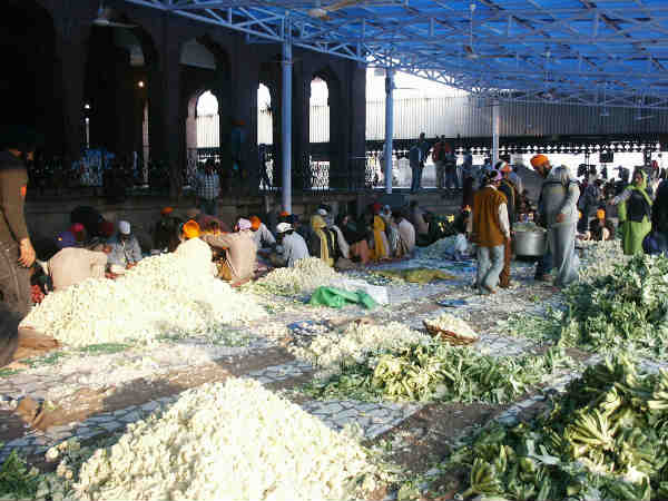 ஸ்ரீ ஹர்மந்திர் சாஹிப் - லங்கர் :