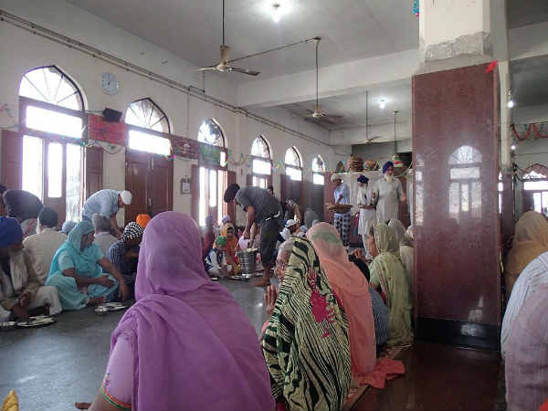 ஸ்ரீ ஹர்மந்திர் சாஹிப் - லங்கர் :