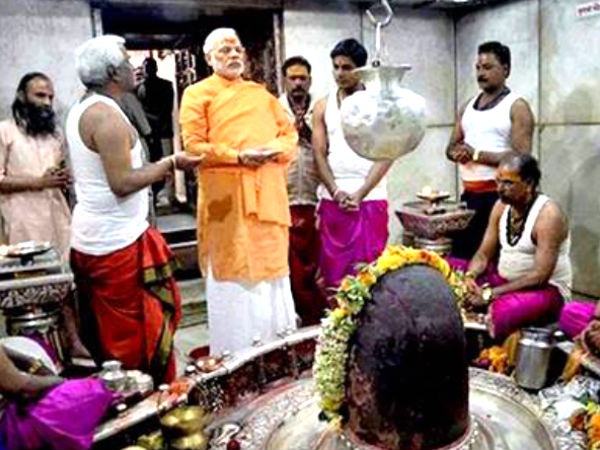 வாரணாசி : 