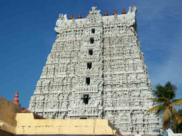  சுசீந்தரம் தாணுமாலயன் கோயில் 