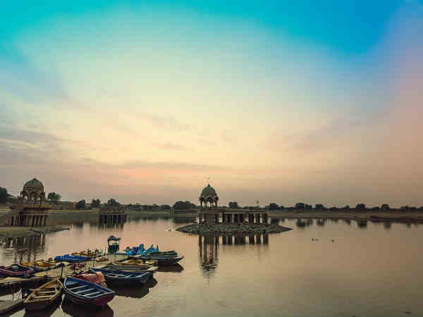 கடிசிசார் ஏரி : கடிசிசார் ஏரி :
