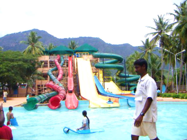 பிளாக் தண்டர்: 