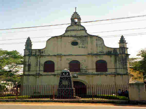 St.பிரான்சிஸ் சர்ச்: 