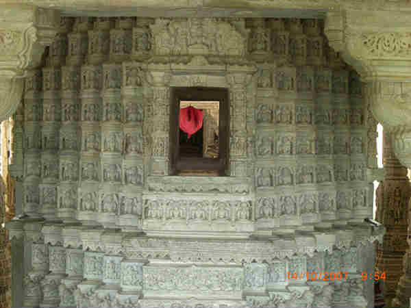 கட்டிட அமைப்பு: 