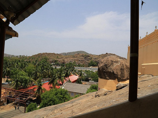 ரத்தினகிரி முருகன் கோவில்,சரவணம்பட்டி