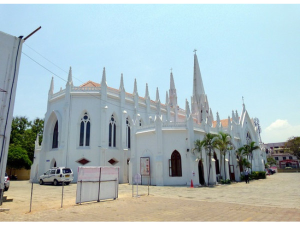 சாந்தோம் ஆலயம்