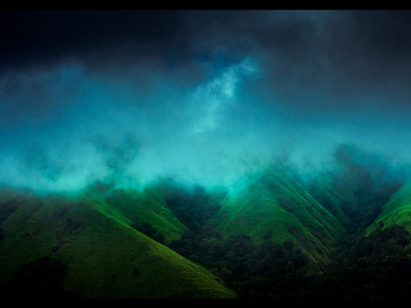 மூனாறு மூனாறு