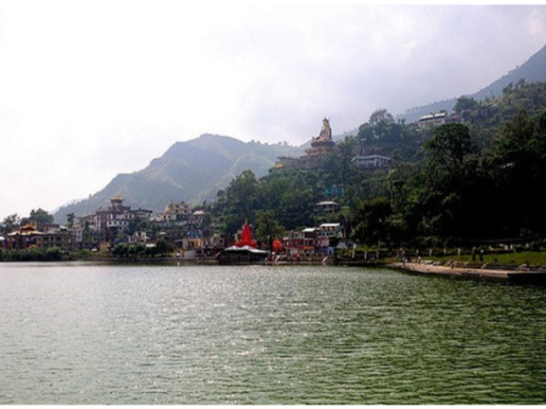 ரிவால்சர் ஏரி, மாண்டி