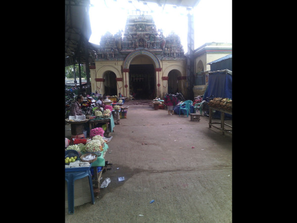 புன்னைநல்லூர் மாரியம்மன், தஞ்சாவூர்