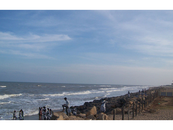 அருகிலுள்ள வேறு சில இடங்கள்