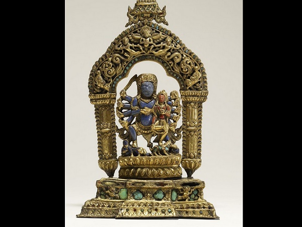 பைரவியுடன் பைரவா