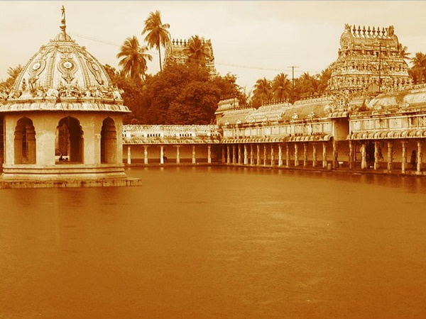 நோய் நொடி தீர்க்கும் வைத்தீஸ்வரன் கோயில் நோய் நொடி தீர்க்கும் வைத்தீஸ்வரன் கோயில்