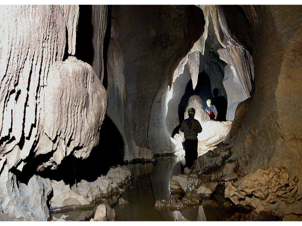 மேகாலயா குகைகள்