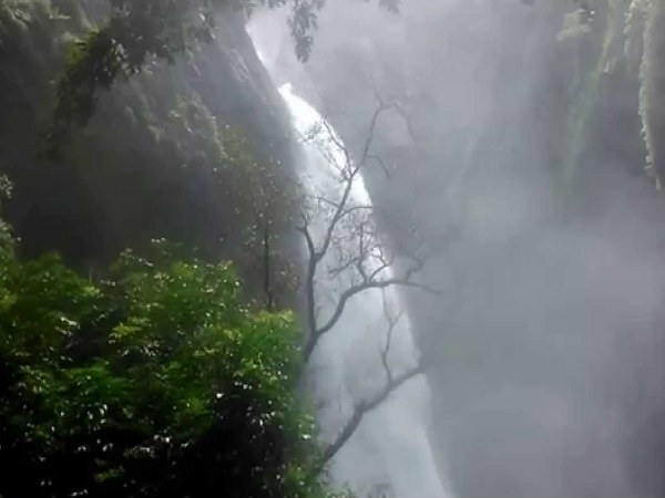 கூட்லு தீர்த்தா அருவிகள், அகும்பே :