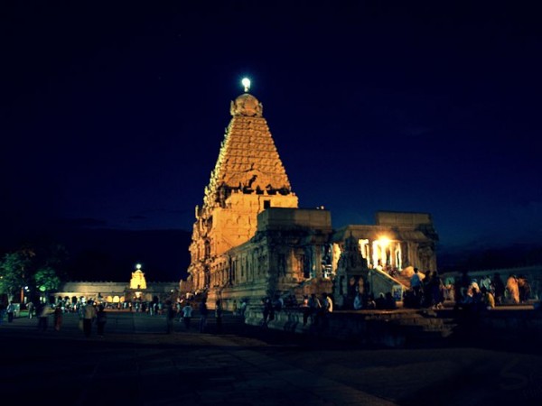 விலையுயர்ந்த கோயில் விலையுயர்ந்த கோயில்