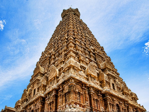 கட்டுமானவியலாளர்கள் வியக்கும் அதிசயம் கட்டுமானவியலாளர்கள் வியக்கும் அதிசயம்