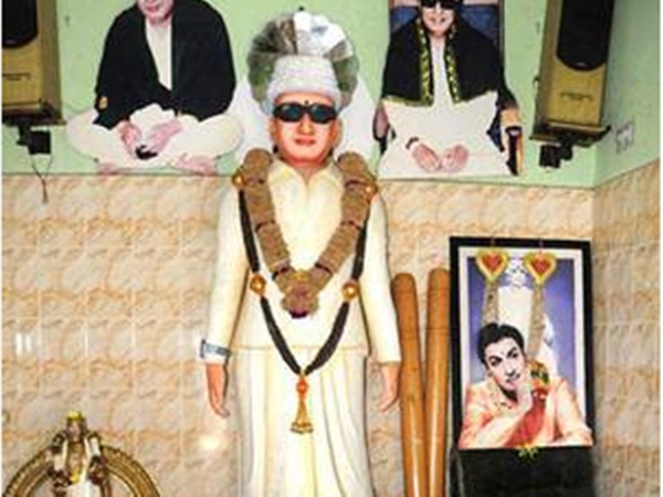 திருநின்றவூரில் கோயில் திருநின்றவூரில் கோயில்
