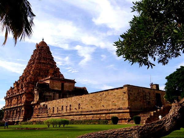  இரண்டாவது பெருவுடையார் கோயில்