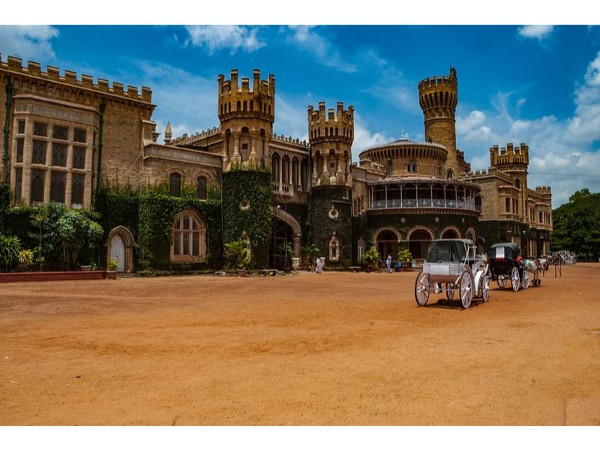 பெங்களூரு நாள்கள் பெங்களூரு நாள்கள்