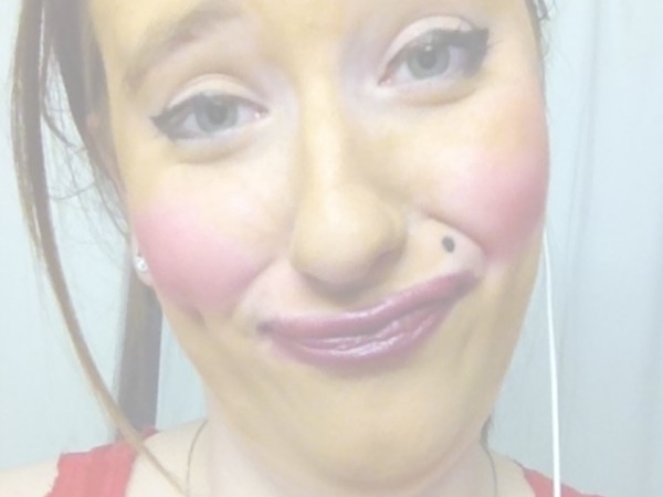 குரங்கு மாதிரி மேக் அப் போடக்கூடாது