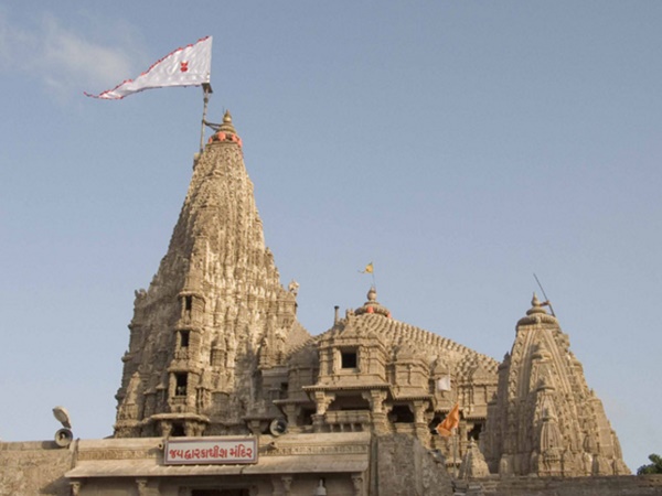 துவாரக்காதீஷ் கோயில்