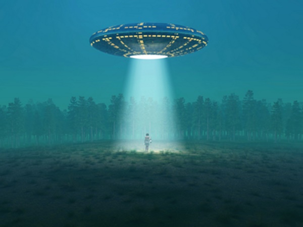 ஏலியன் நிழல்