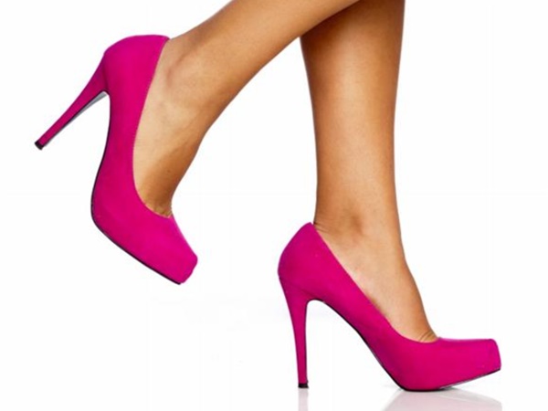 காலணிகளை கவனியுங்கள்