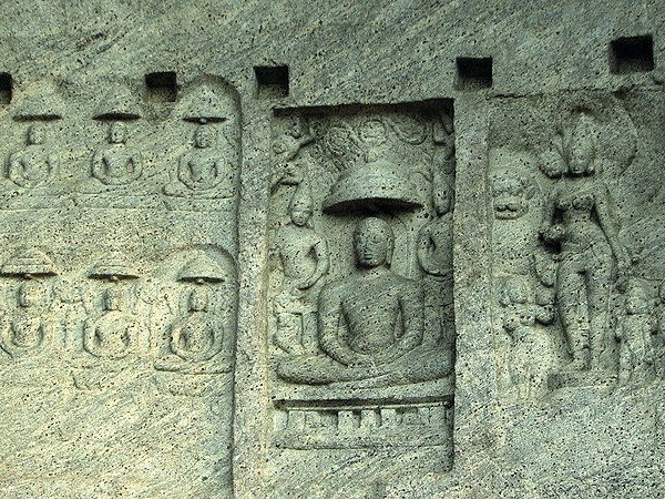 சிற்பங்கள்