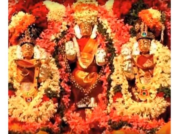 இரவில் அம்மன்